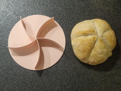 Bread Roll Stamp (Kaiser) | Semmeldrücker | Kaisersemmel