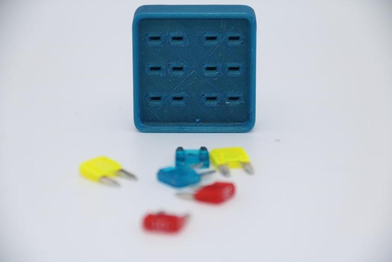 Gridfinity ADT Fuse (automotive) holder