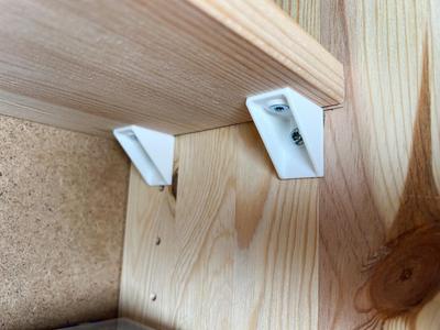 Shelf Bracket