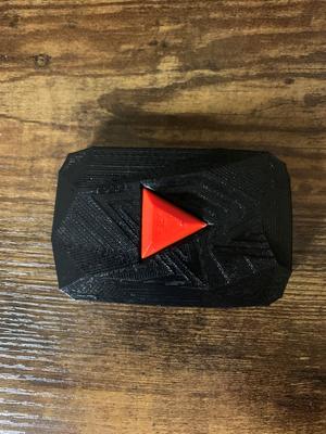 Red Diamond Playbutton