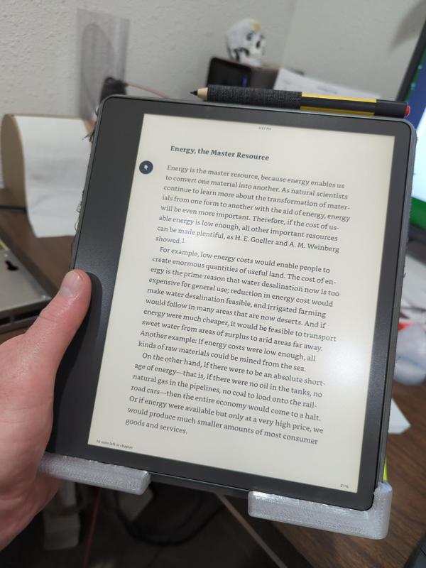 Kindle Scribe Easy Grip version 2