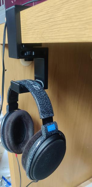 Headphone Desk Hanger