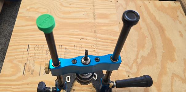 Rockler Portable Drill Guide cap