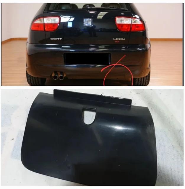 SEAT LEON 1M FR REAR TOW HOOK COVER
