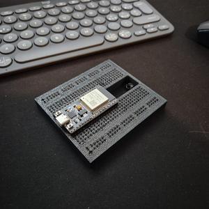 ESP32 breadboard