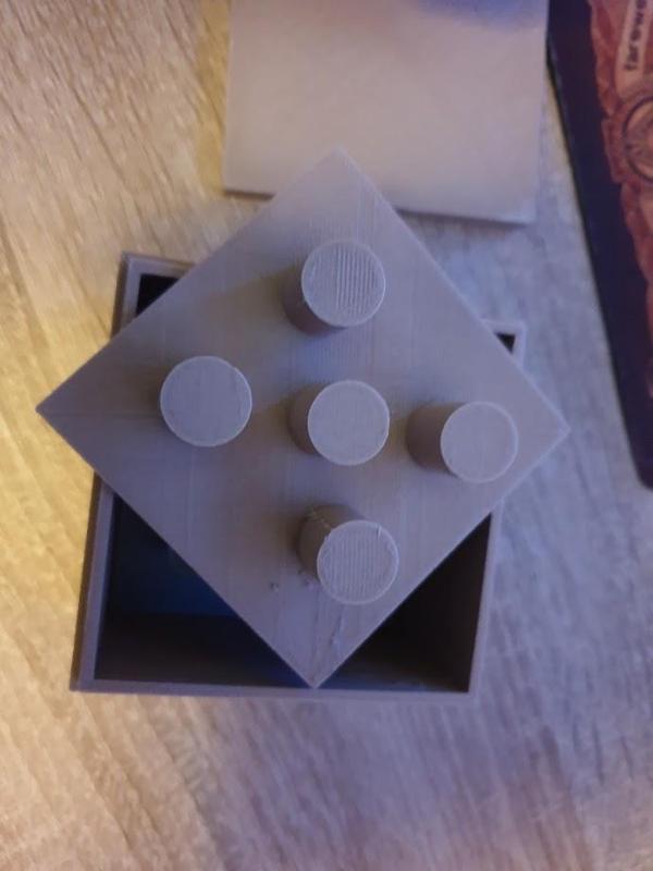 BOITE RANGEMENT BAGUES (IXXXI)