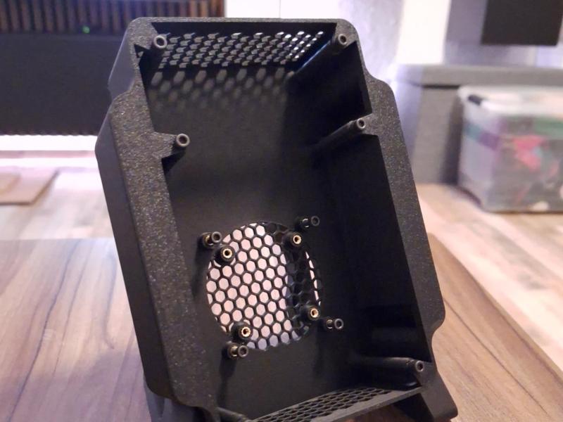 Nerdqaxe++ Case with Stand