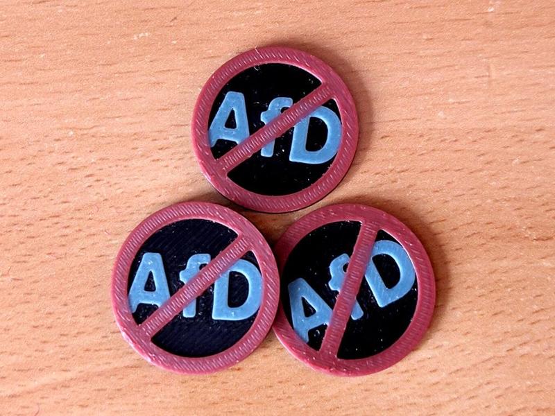 Shopping Cart Chip Against the Right