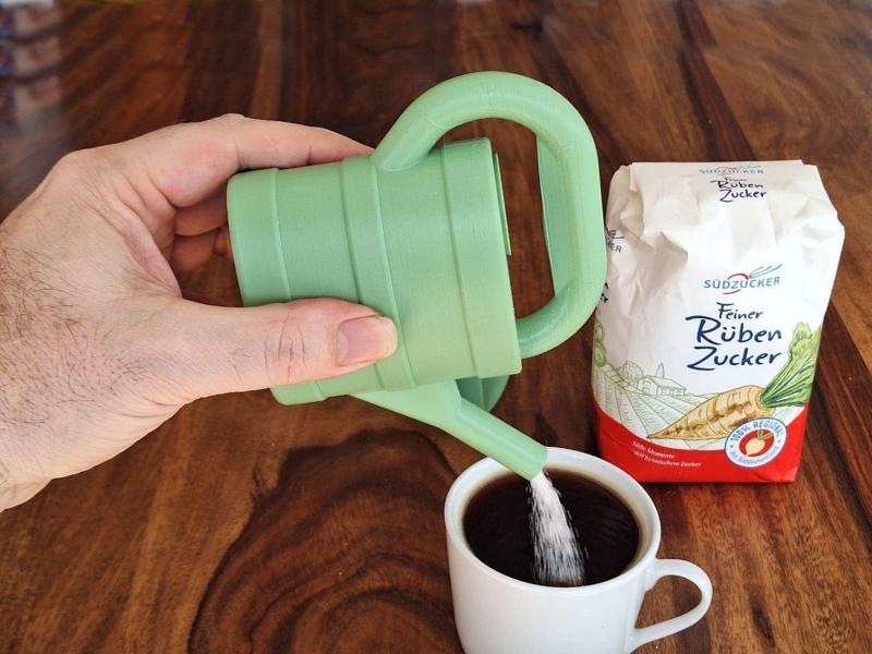 Sugar shaker watering can