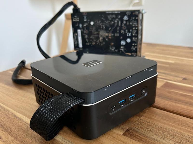 Morefine M600 Mini PC Lid Raiser for NVMe eGPU