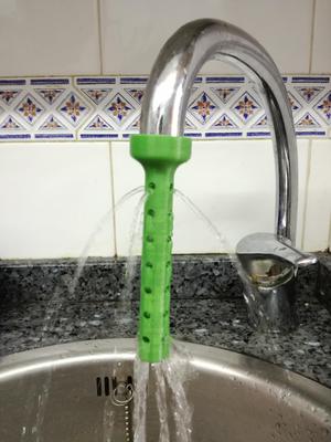 Water bottle cleaner