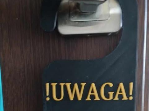 over-the-door hanger