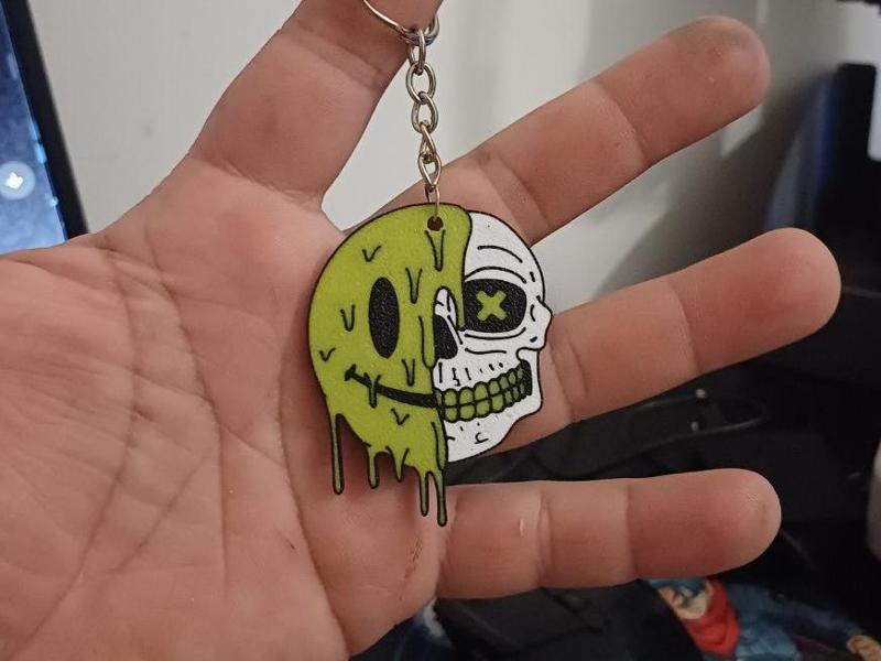Skull Smiley keychain