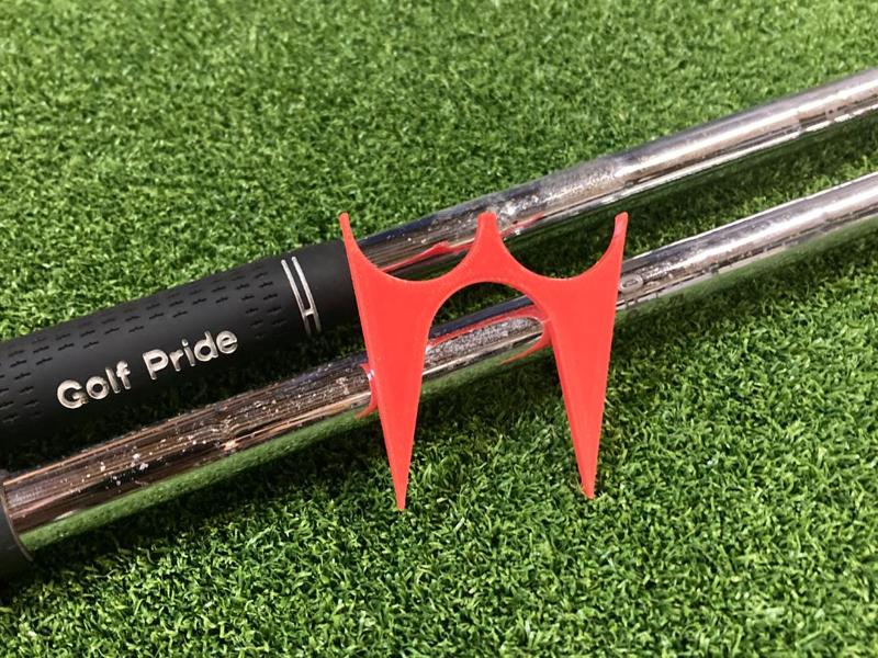 Golf Club Grip Holder