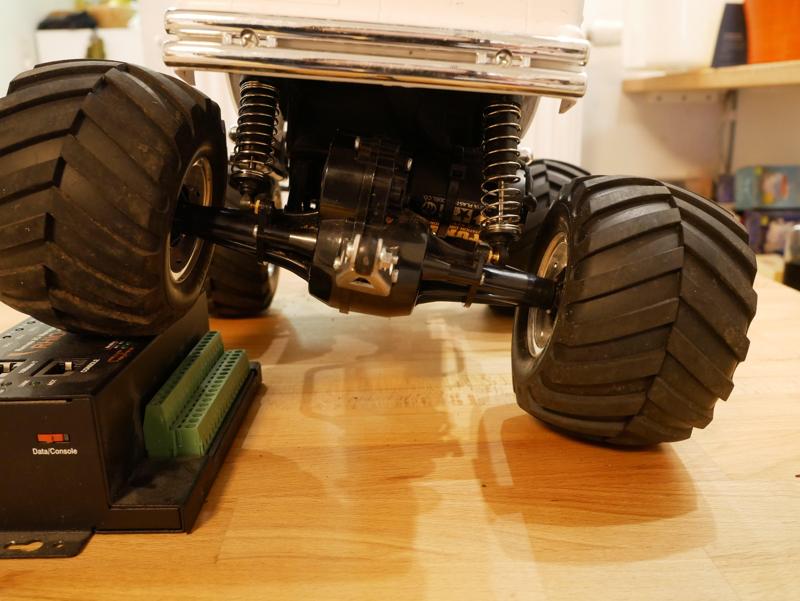 Tamiya Lunchbox Rear Suspension Mod