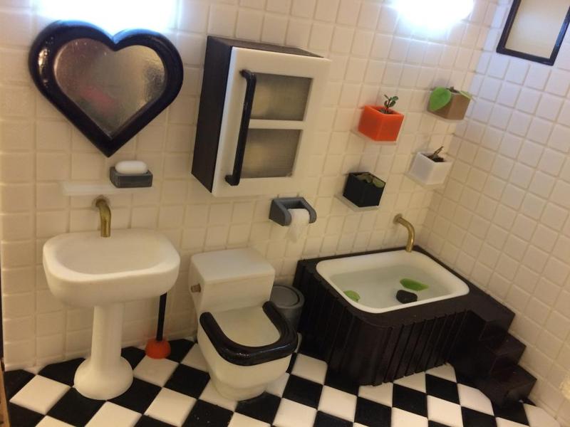 Miniature tub & tub  case (bathroom)