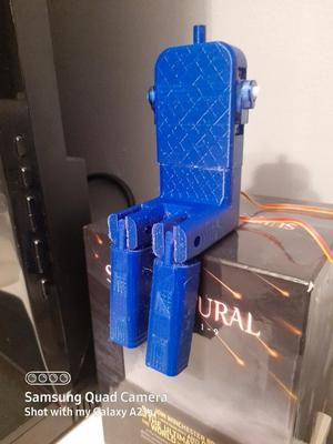 RC paraglider torso, bum, leg