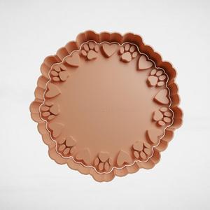 circle with paws and hearts