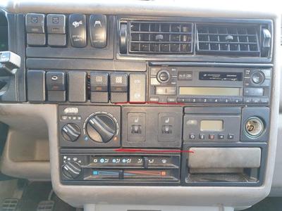 Schalterblende für VW T4 - altes Armaturenbrett (1994)