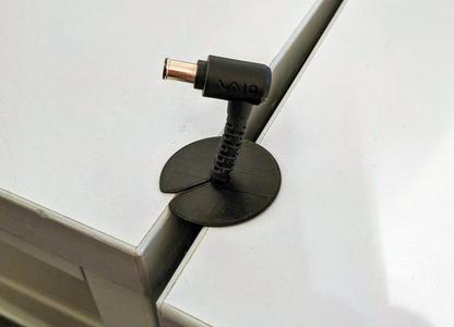 Simple Cable Clip