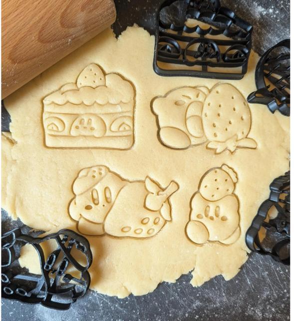 Kirby x Strawberry cookie cutter