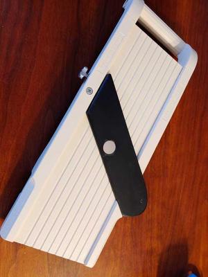 Benriner Super Slicer 95c Mandolin Blade Protector