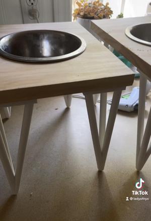 Plant stand legs