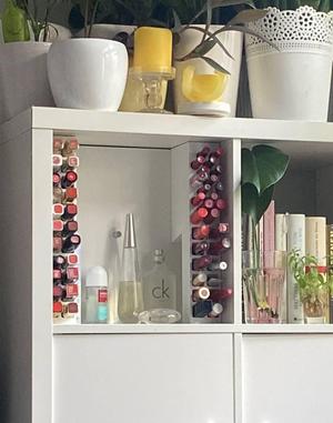 Kallax lipstick organizer