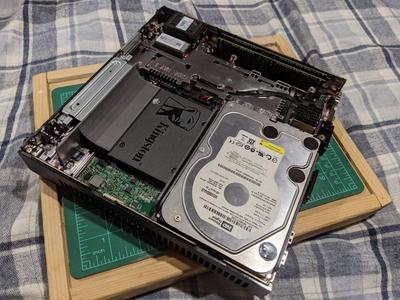 HPE Proliant ec200a drive tray replacements