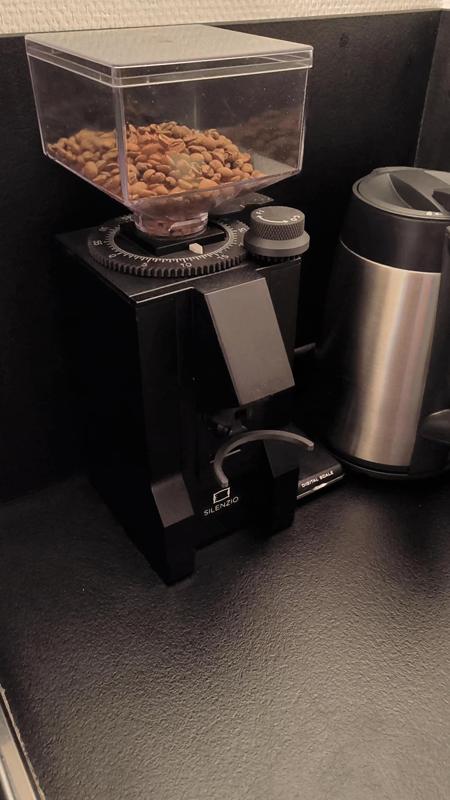 Eureka Mignon Aeropress Dispenser