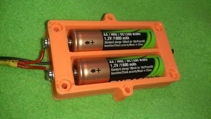 Battery pack for 2xAA batteries
