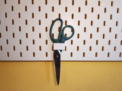 Scissors holder for Ikea Skadisboard
