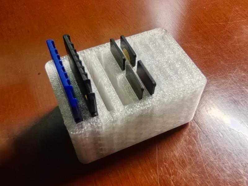 极简SD卡TF收纳盒