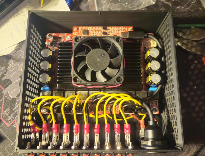 Dayton Audio SAB-1060 amplifier case