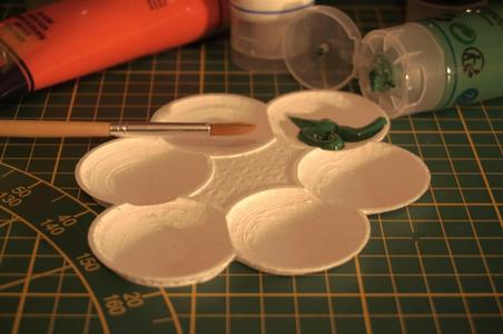 Paint mixing palette