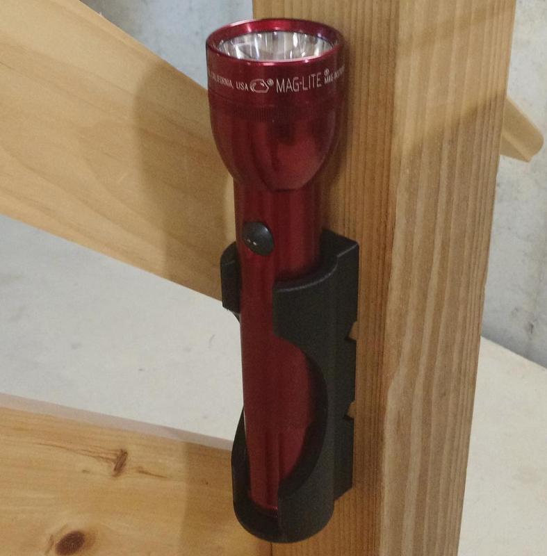 Mag-Lite Flashlight Bracket