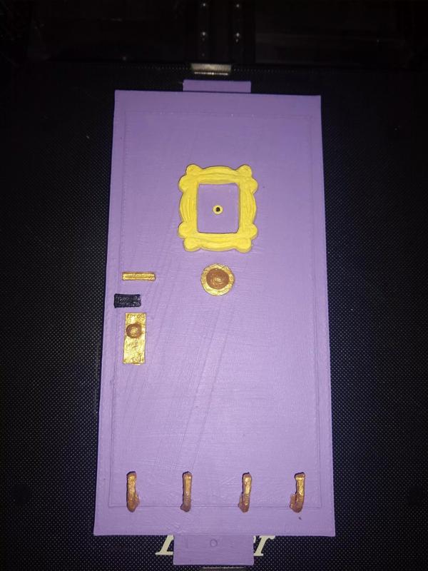 PORTALLAVES PUERTA FRIENDS