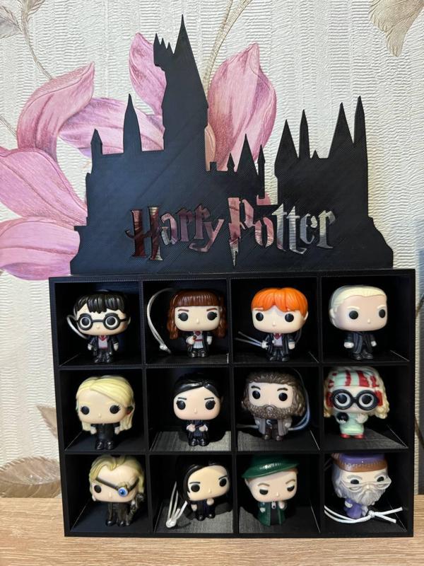 HARRY POTTER HOGWARTS STAND KINDER JOY FUNKO POP