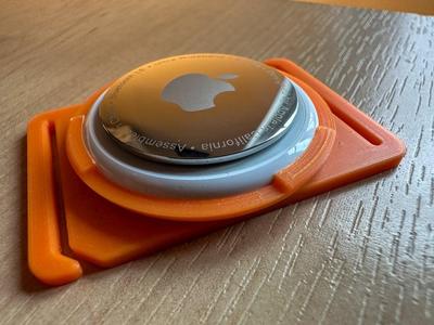 Apple AirTag strap clip