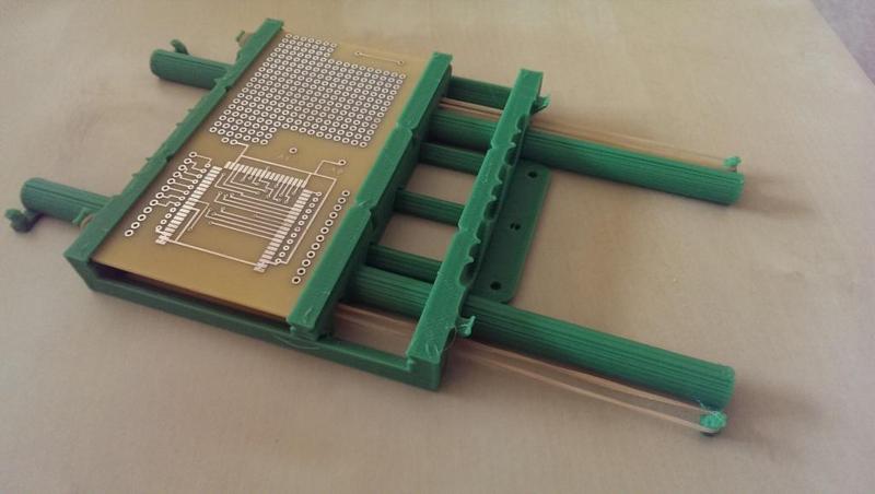 Reversible Elastic Band PCB vice vise