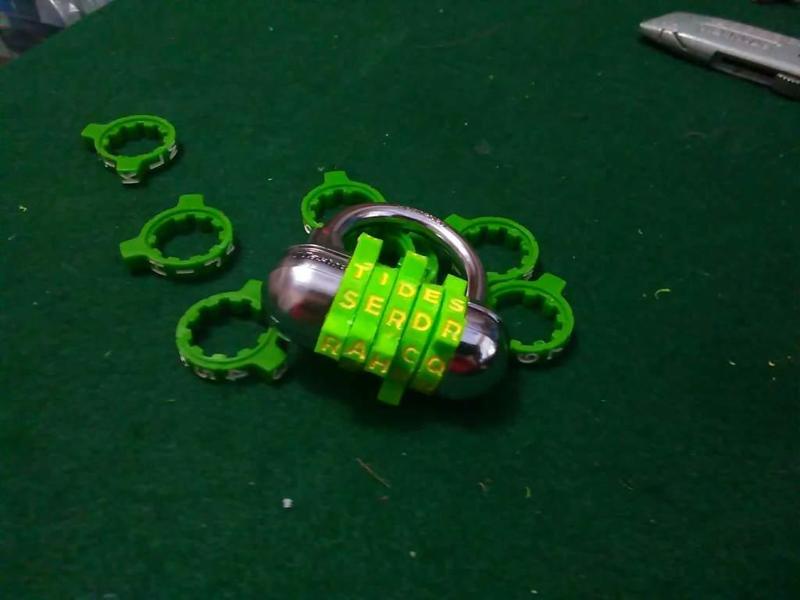 Masterlock 1534 Letter Dials