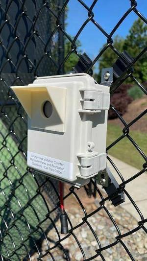 Chainlink Fence Mounting Bracket