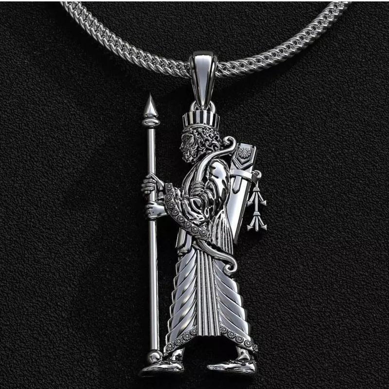 pendant Achaemenid soldier