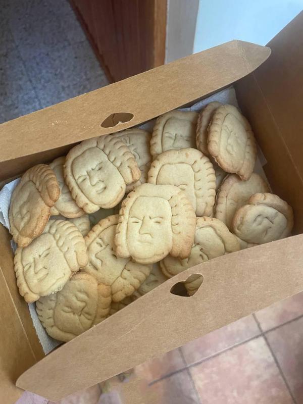 Bach Cookie Cutter Mold