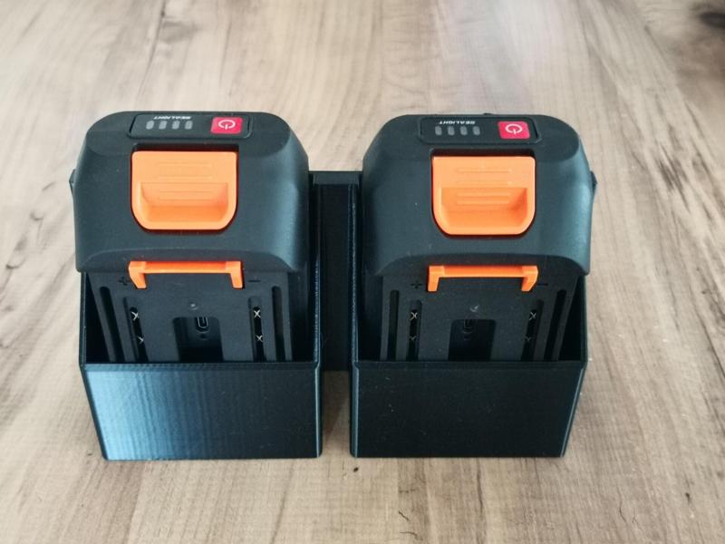 Sealight battery holder
