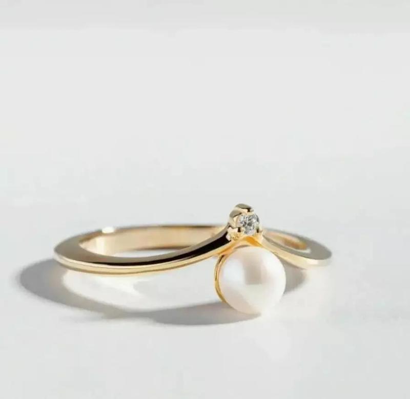 Pearl ring