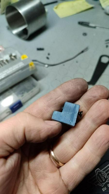 catch blocker br47 bolt