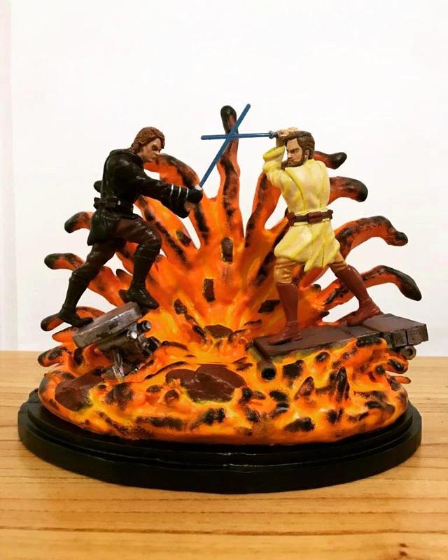 ANAKIN VS OBI WAN KENOBI DIORAMA (MUSTAFAR)