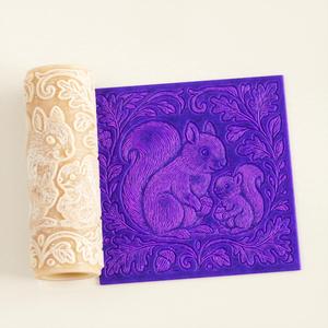 Folk Squirrel Texture Roller