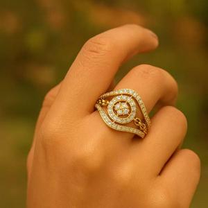 Gold Chain Link Halo Diamond Ring for Women